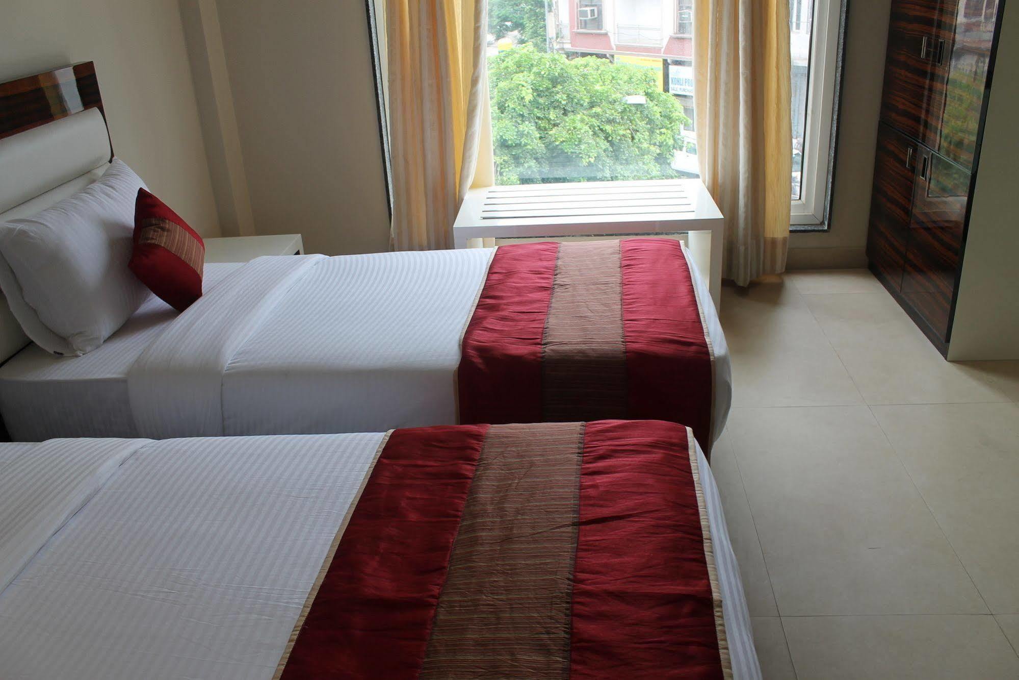 Hotel Gulnar Neu-Delhi Zimmer foto